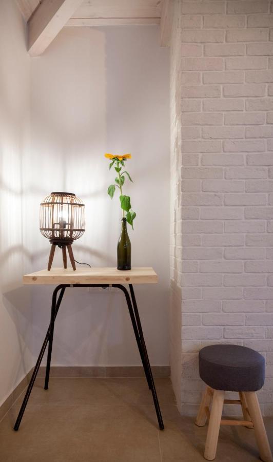 Kamari Luxury Apartment *