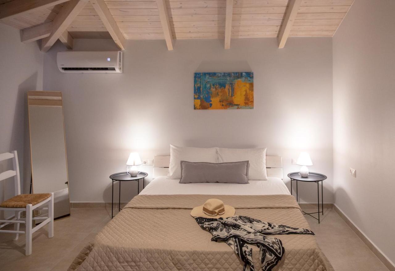 Apartment Kamari Luxury